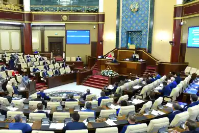 «Через одного»: как рассадили депутатов и министров в Парламенте