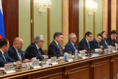 Олжас Бектенов провел встречу с Михаилом Мишустиным