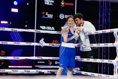 Назым Кызайбай стала трехкратной чемпионкой мира 