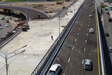 Аким Алматы рассказал о ситуации с ремонтом проспекта Абая