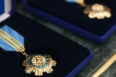 Президент Казахстана наградил группу казахстанцев орденами и медалями