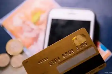 С какой даты налоговики начнут проверять мобильные переводы казахстанцев