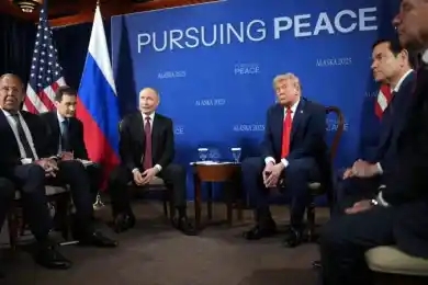 Началась двусторонняя встреча президентов США и России