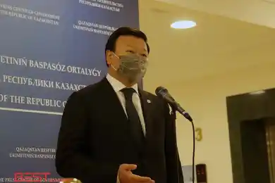 Цой о поставках Pfizer: «Как будто Минздрав что-то недоговаривает»