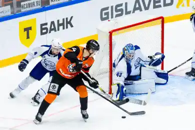 "Амур" забросил три шайбы в ворота "Барыса"