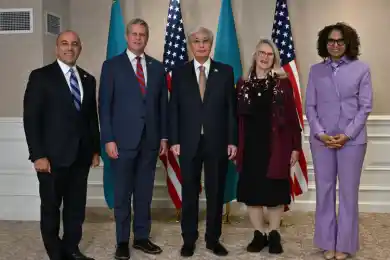 Президент Казахстана принял американских конгрессменов