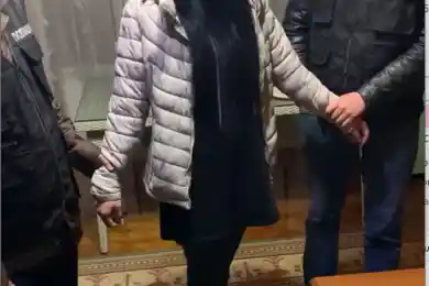 В Сайраме сводница продавала студентку для интим-услуг