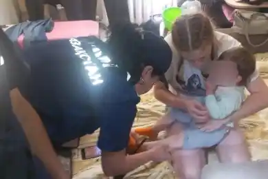 В Уральске малыша спасли из центрифуги стиральной машины