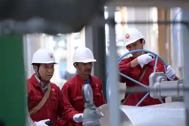 Обязательное требование в связи с карантином установили для вахтовых работников в Актобе