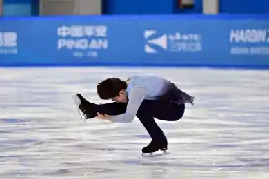 Диас Жиренбаев выступил с короткой программой на Азиаде-2025