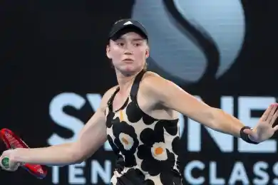 Рыбакина разгромила чемпионку US Open Эмму Радукану