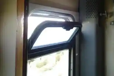 Казахстанка родила в туалете поезда и выбросила младенца