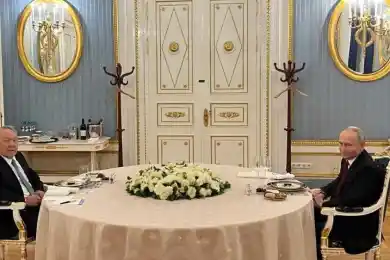 "Меня не интересует содержание таких бесед" - Токаев о встрече Назарбаева и Путина