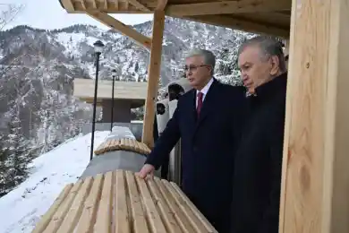 Президенты Казахстана и Узбекистана посетили Шымбулак
