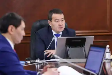 Смаилов распределил обязанности между своими заместителями