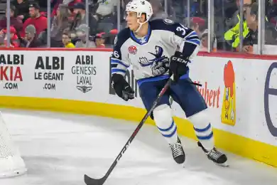 Барыс подписал габаритного защитника из Канады