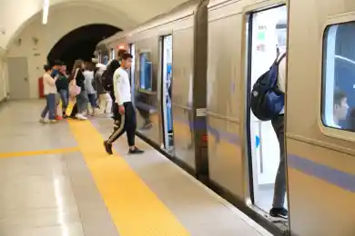 До $1 млрд долларов может составить строительство новых линий метро в Алматы – Досаев