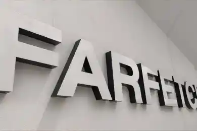 Названа причина блокировки маркетплейса Farfetch в Казахстане