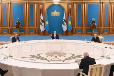 Токаев предложил странам ЕАЭС совместно преодолевать последствия для экономик