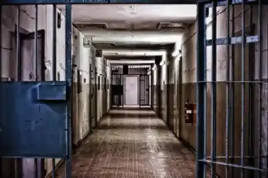 Порядка 5 тыс человек могут попасть в СИЗО после поправок о семейном насилии – МВД