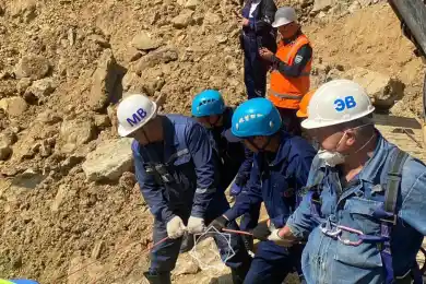 Спустя полгода поисков на Майкаине нашли тело третьего спасателя