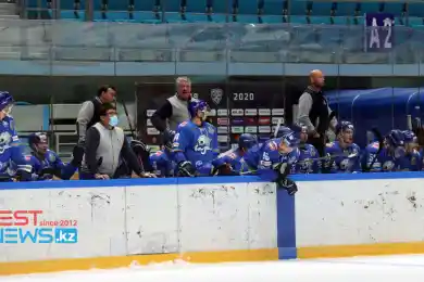 Михайлис ответил, будет ли совмещать работу в «Барысе» и сборной