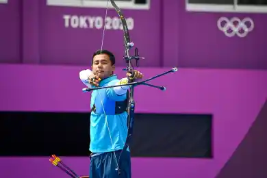 Лучник Санжар Мусаев уступил китайцу на Олимпиаде2020