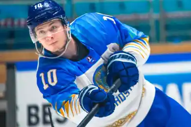 Поклон Михайлису: один игрок из всей сборной Казахстана дважды забил Канаде