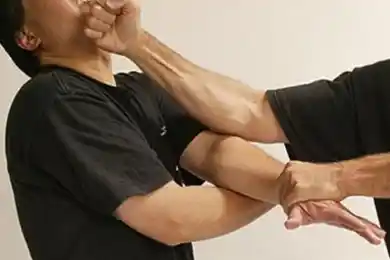 "Пьяное дело": в Нур-Султане подрались рабочие из Индии 