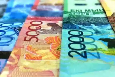 Доллар подошел к отметке 536 тенге на торгах