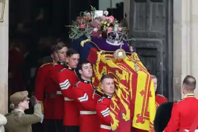 Королеву Елизавету II похоронили в Виндзорском замке