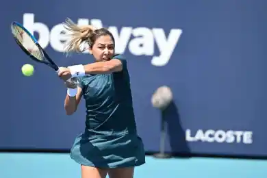 Зарина Дияс вышла в четвертьфинал турнира в Чикаго