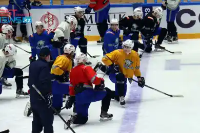 Михайлис рассказал о настроении игроков «Барыса», вызванных в сборную без новых контрактов