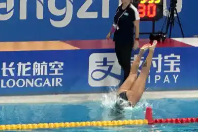 Азиатские игры: лучшие моменты матча между ватерполистками Казахстана и Сингапура 