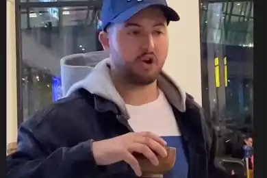 Легионера "Барыса" угостили баурсаками и кумысом