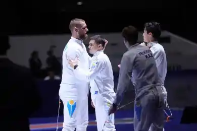 Шпажисты Казахстана впервые стали чемпионами мира