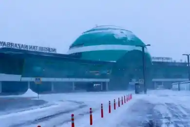 В аэропорту Астаны задержаны десятки авиарейсов