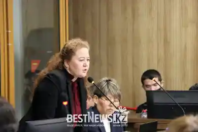 Адвокаты Бишимбаева назвали "незаконными" результаты экспертизы о телесных повреждениях Салтанат Нукеновой