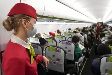 В какие города РК доставят казахстанцев из России