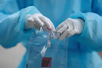 В Караганде коронавирусом заразились три женщины