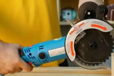 В Нур-Султане мужчина украл со стройки 12 "болгарок" и продал в магазин