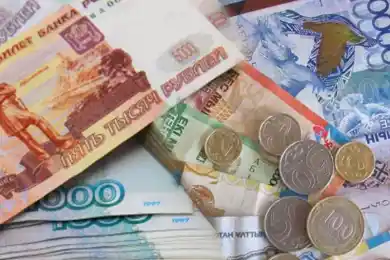 «Двойные пенсионеры»: в Мажилисе нашли способ остановить незаконное получение пенсий в Казахстане и России