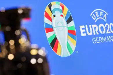 Где и во сколько смотреть Румыния-Нидерланды, Австрия-Турция