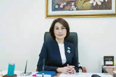 Акмарал Альназарова отмечает свой день рождения