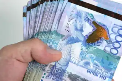 В Нур-Султане менеджер банка похитила со счетов клиентов крупную сумму