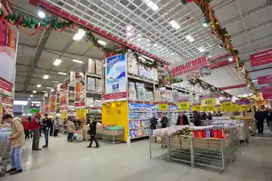 Мамин поручил предоставить льготные займы торговым сетям для сдерживания цен на продукты