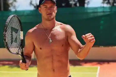 Шевченко устроил горячий теннис, Диц в Санкт-Петербурге