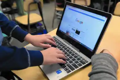 Ноутбуки школьникам: в 5 областях Казахстана возбуждены уголовные дела после хищения бюджетных средств