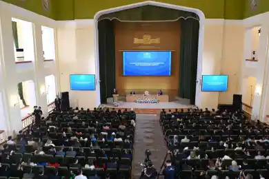 «Мы возлагаем большие надежды на молодых ученых» - Президент