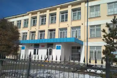 В Кокшетау нашли повешенной девушку на территории школы